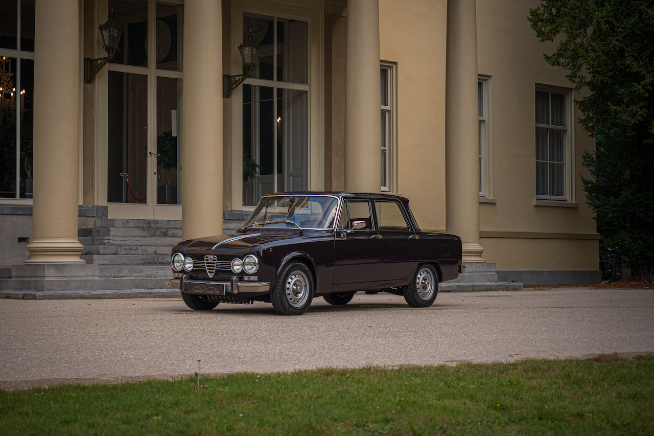 Alfa Romeo Giulia 1600 Super